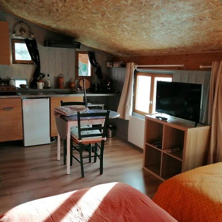 Les 2 Studios Independants Du Clos De L'Ange Rieux  外观 照片